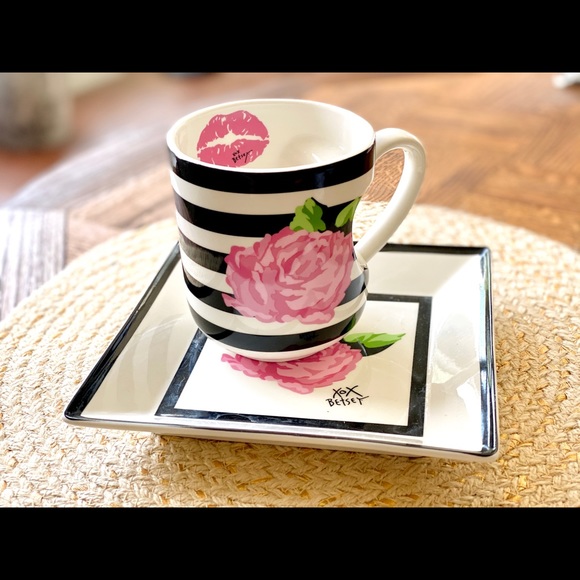 Betsey Johnson mug and saucer - Picture 10 of 11